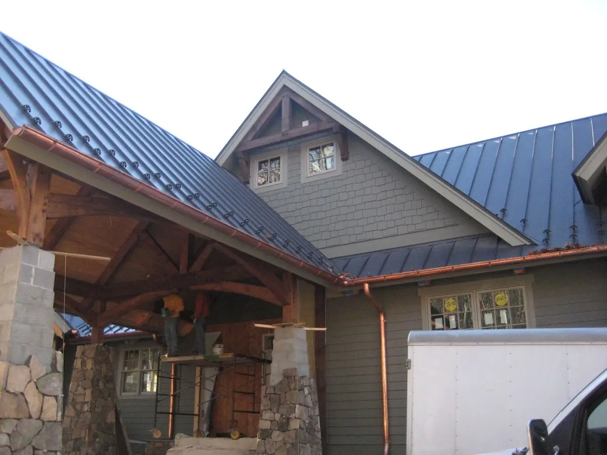 Craftsman Roofing team delivering quality roofing work in Milldale